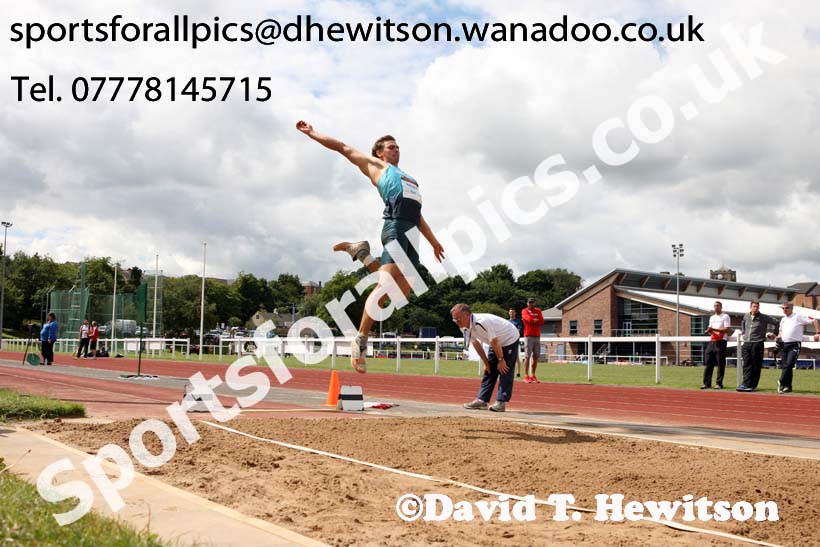 Senior mens 100 metres, EAP International Combined Events, Hexham Northumberland. Photo: David T. Hewitson/Sports for All Pics